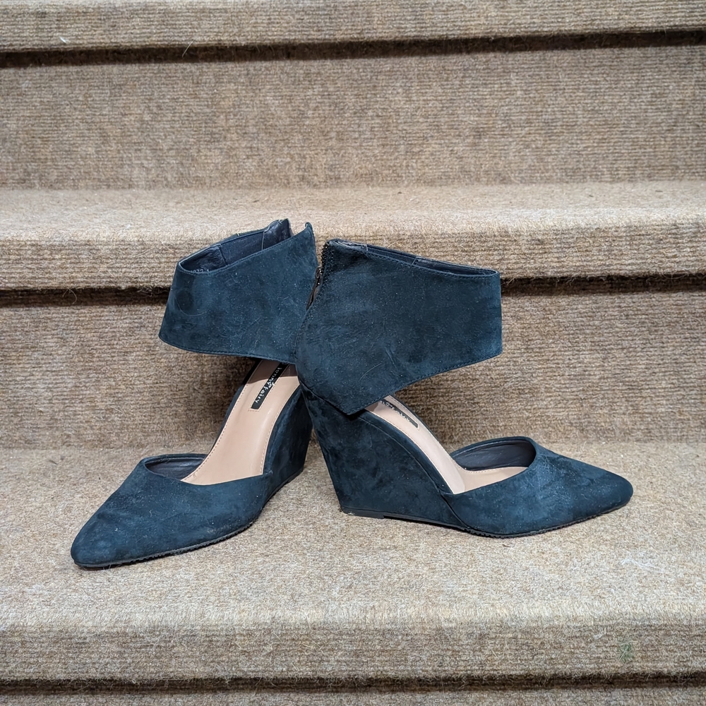 Elegant Navy Wedge Heels